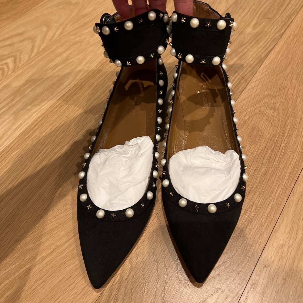 Aquazzura Black Pointed Pearl-Trim Ankle-Strap Flats